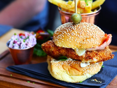 Salt Sea View Bar & Grill